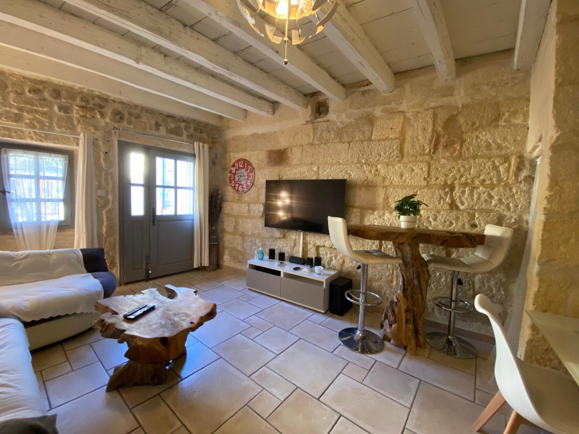 Bienvenue Au 6 - Calme Et Charme De La Pierre. Villa Fourques  Luaran gambar
